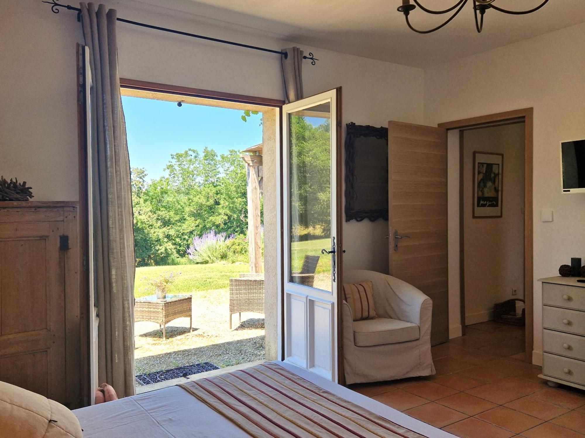 Le Clos-Lascazes Maison D'Hotes Le Buisson-de-Cadouin Экстерьер фото